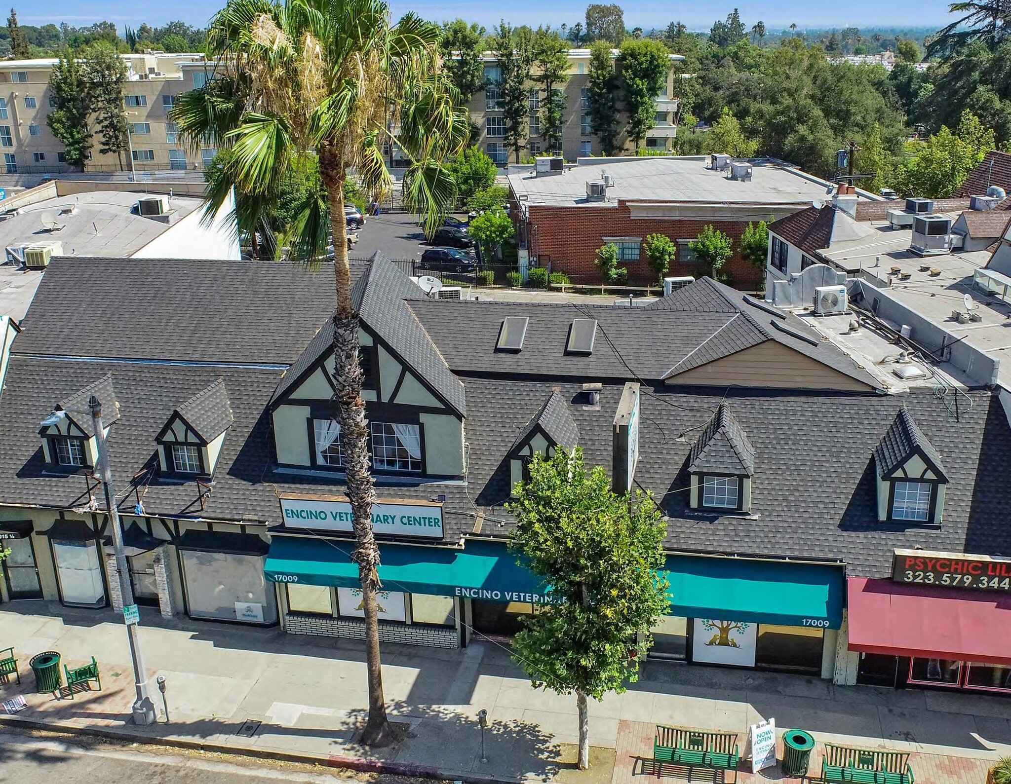 17007-17015 Ventura Blvd, Encino, CA for sale Primary Photo- Image 1 of 10