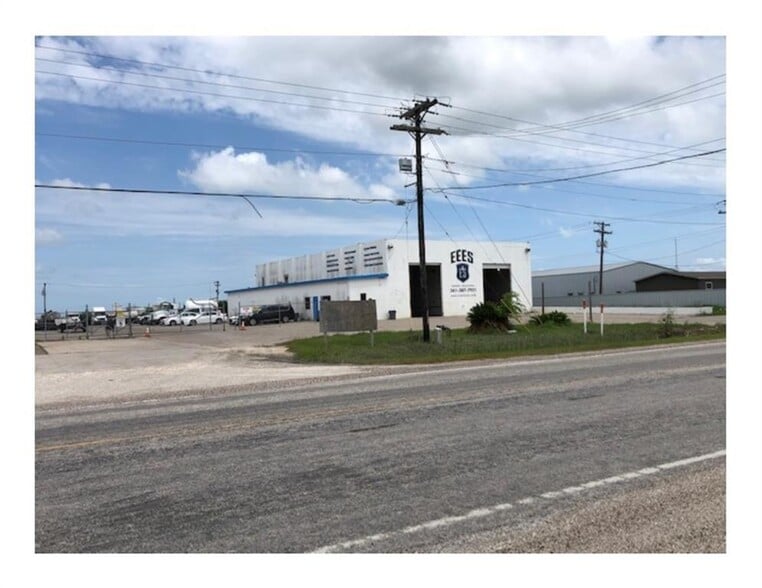 4525 FM 892, Robstown, TX for sale - Building Photo - Image 3 of 16