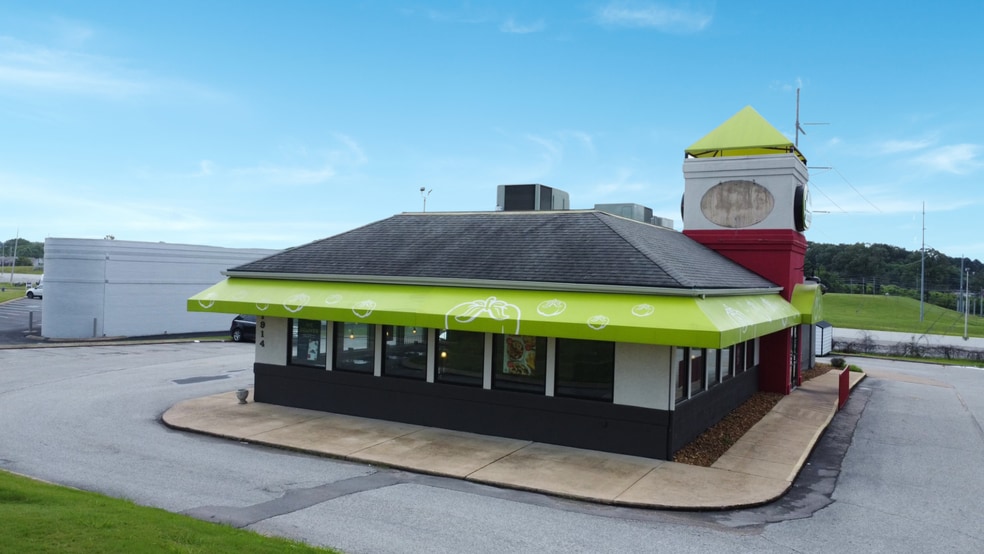 1914 Emporium Dr, Jackson, TN for lease - Building Photo - Image 2 of 4