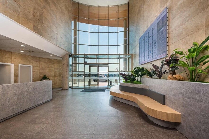 Calle de los Arcos, 3, Tomares, Sevilla for lease - Interior Photo - Image 3 of 5