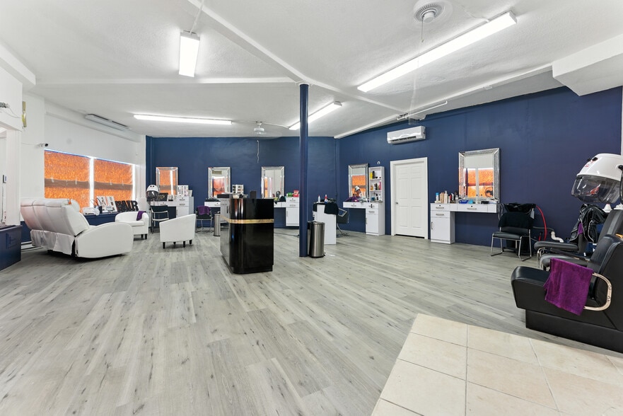 752 Sumner Ave, Springfield, MA for sale - Building Photo - Image 2 of 11