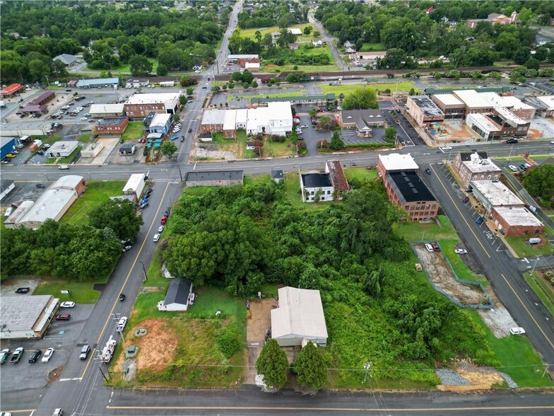 310 E North 2nd St, Seneca, SC for sale - Aerial - Image 3 of 26