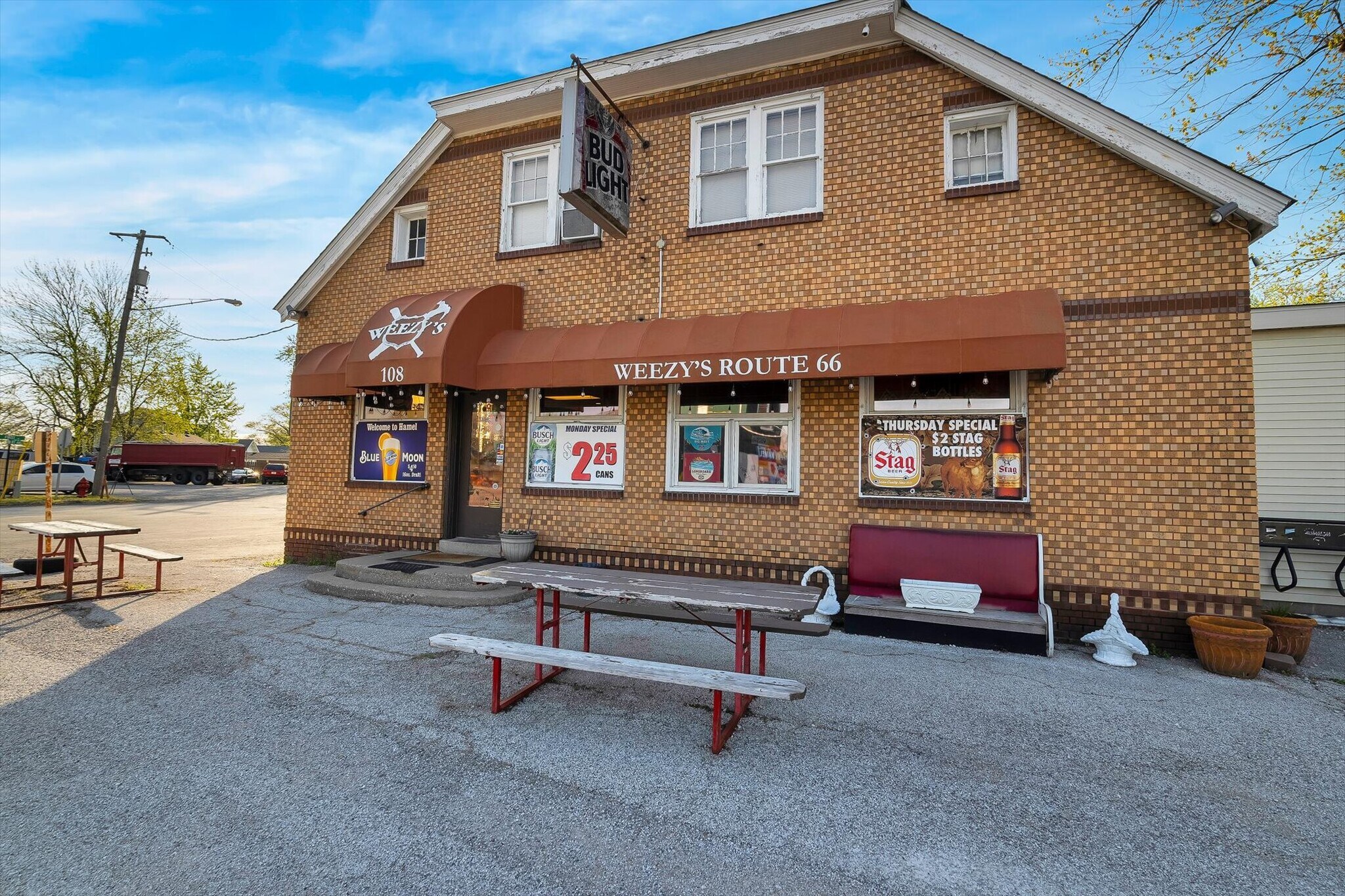108 S Old US Route 66, Hamel, IL for sale Primary Photo- Image 1 of 44