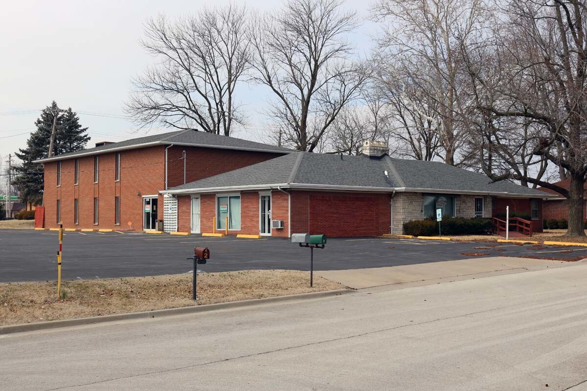 10111 Lincoln Trl, Fairview Heights, IL 62208