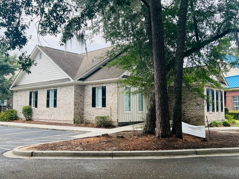 56 Business Center Dr, Pawleys Island, SC for sale - Building Photo - Image 3 of 13