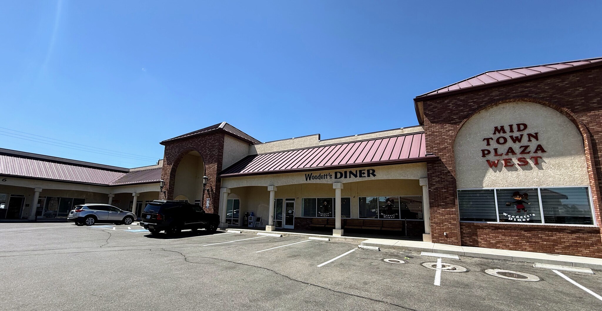 1492 Us Highway 395 N, Gardnerville, NV for lease Building Photo- Image 1 of 11