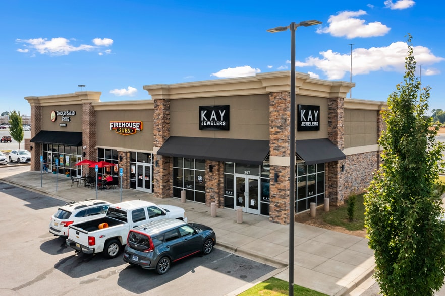 363 Cox Creek Pky, Florence, AL for sale - Building Photo - Image 3 of 6