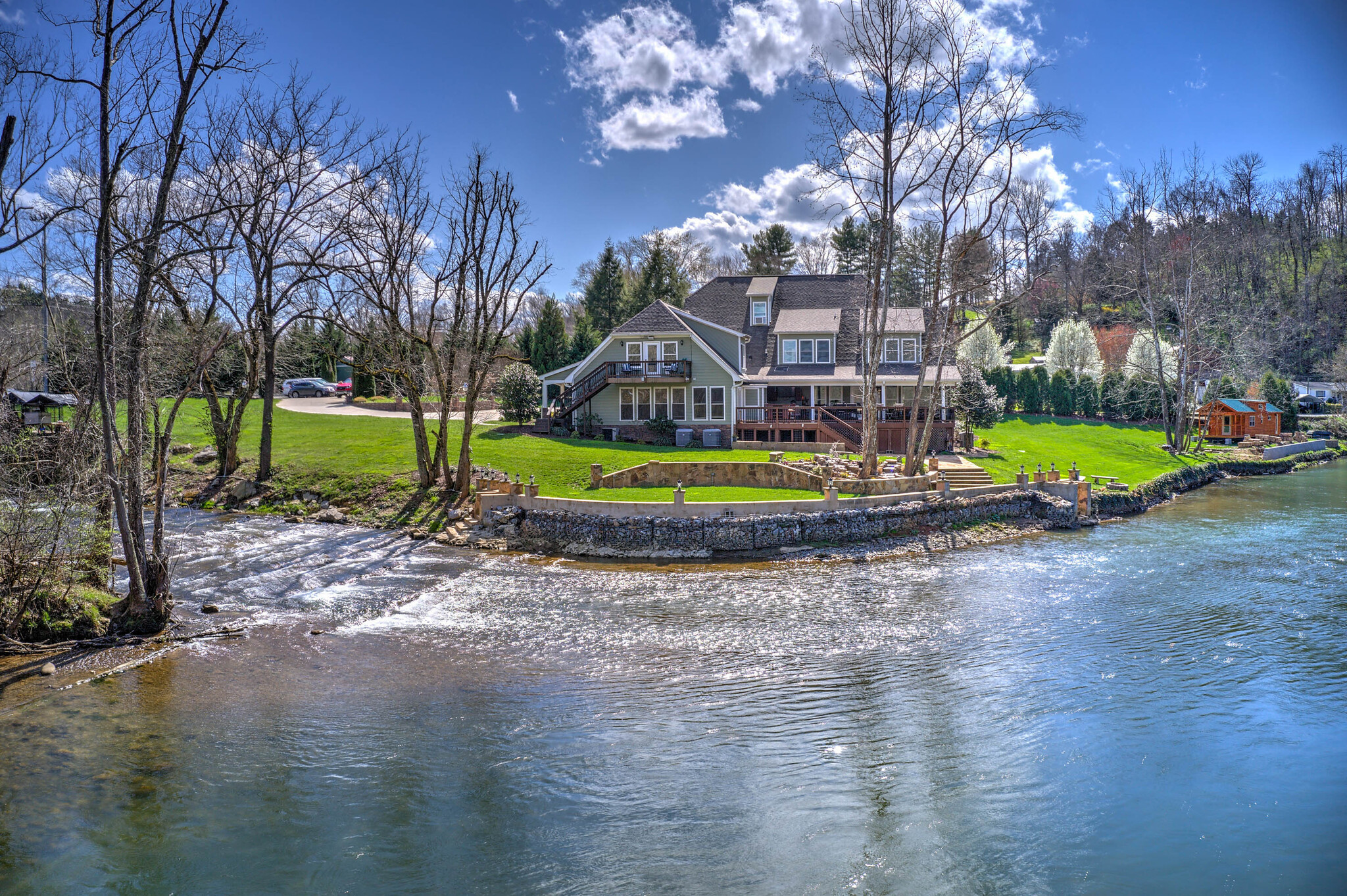 108 Blevins Rd, Johnson City, TN for sale Primary Photo- Image 1 of 1