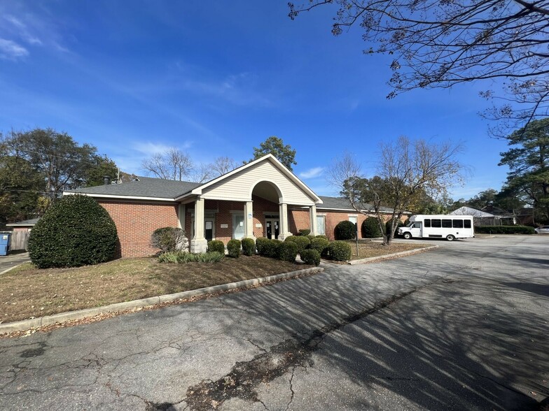 3809 Rosewood Dr, Columbia, SC for sale - Building Photo - Image 1 of 1