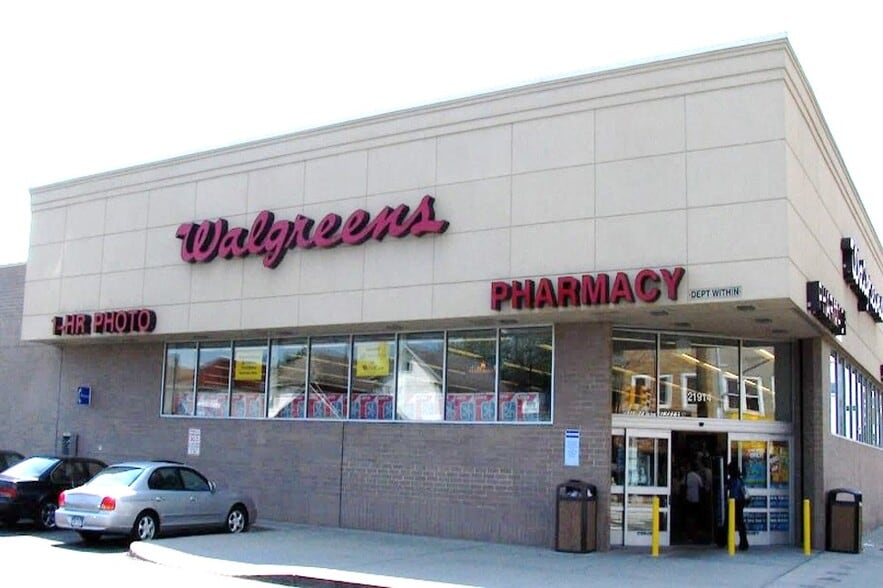 21914 Merrick Blvd, Jamaica, NY for sale - Primary Photo - Image 1 of 1