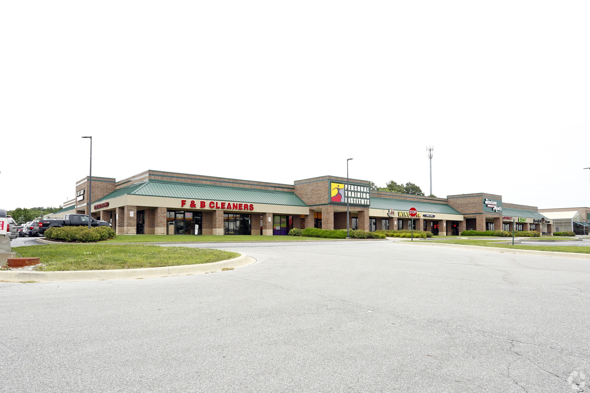 601 E Dupont Rd, Fort Wayne, IN for sale Building Photo- Image 1 of 1