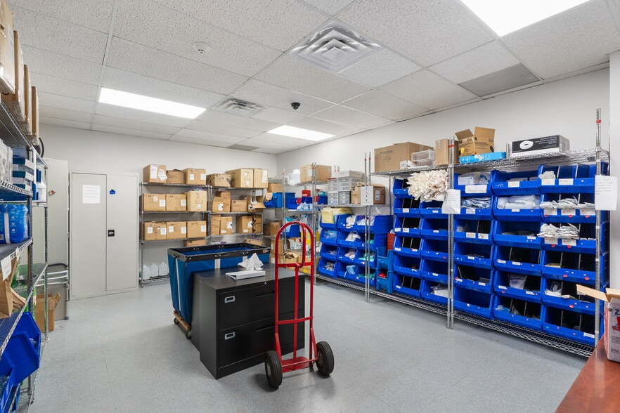 4107 Spicewood Springs Rd, Austin, TX for sale - Interior Photo - Image 3 of 20