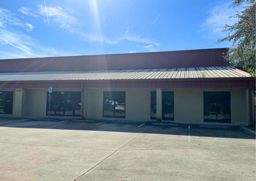 1701 Kennedy Pt, Oviedo, FL for lease - Building Photo - Image 1 of 19