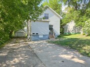 822 W Maple Ave Fergus Falls, MN 56537 - Duplex Property