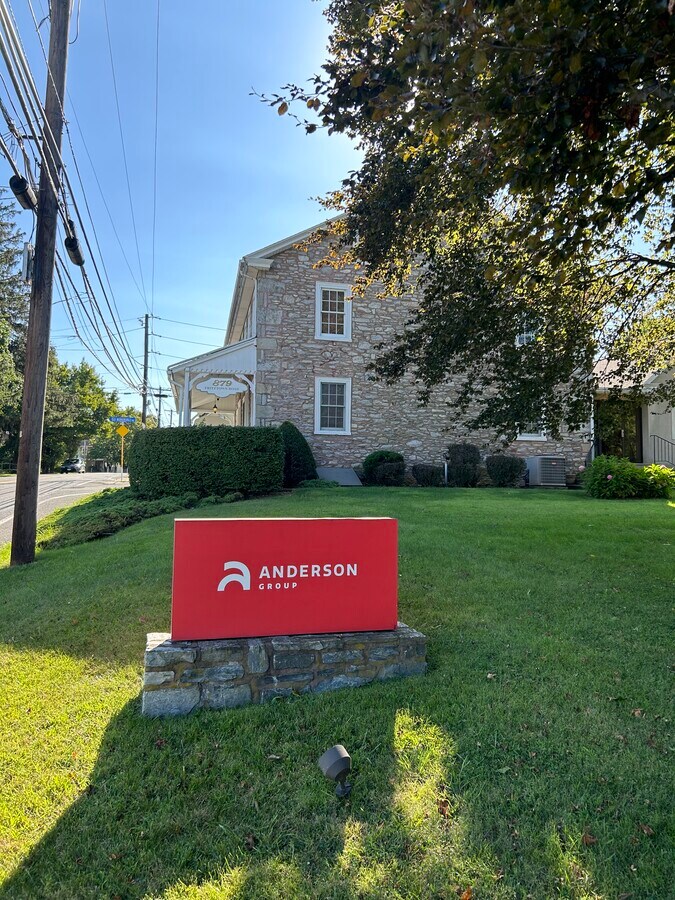 879 Fritztown Rd, Sinking Spring, PA 19608 Office for Sale
