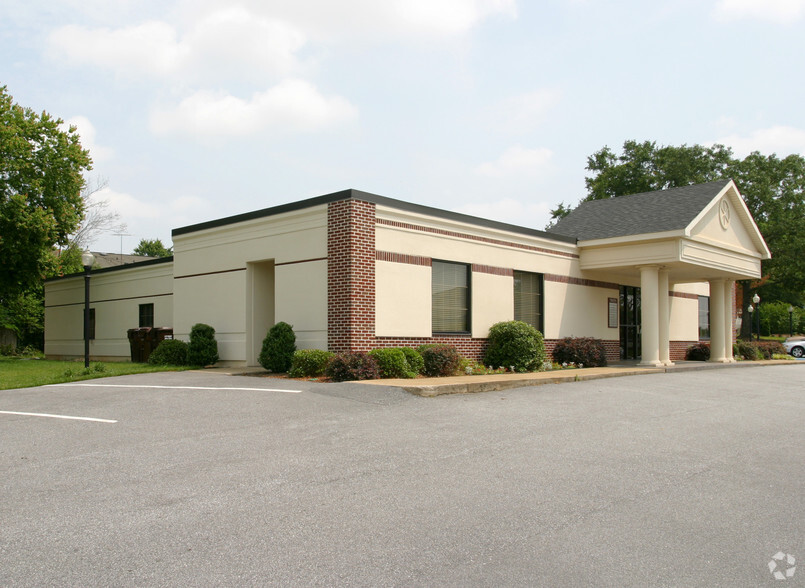 4109 E North St, Greenville, SC for lease - Building Photo - Image 3 of 8