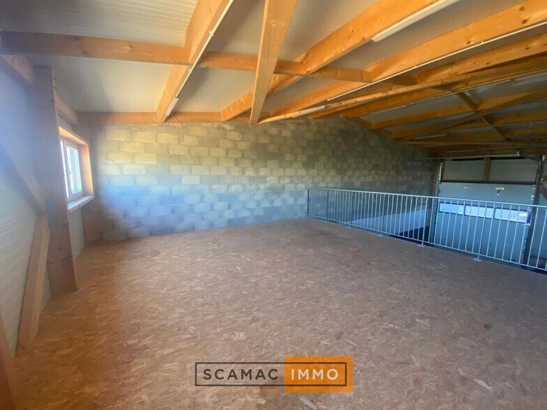 Industrial in Marignane for lease - Interior Photo - Image 3 of 6