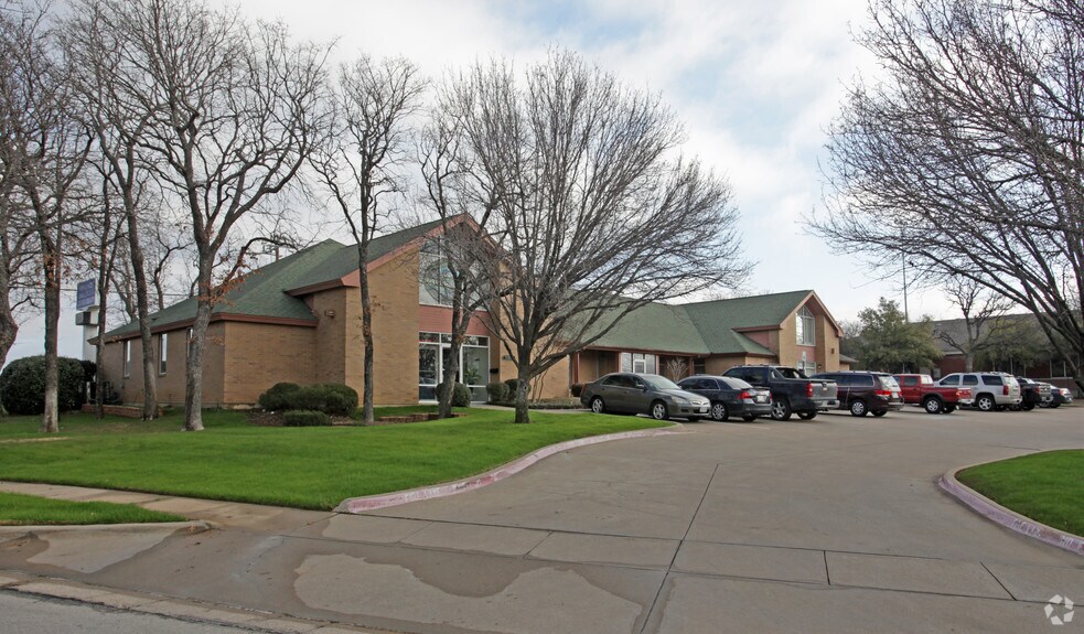 2200 Interstate 20 W, Arlington, TX for sale - Primary Photo - Image 1 of 1