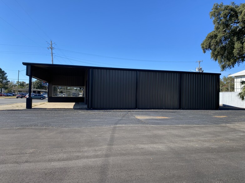 2812 W Cervantes St, Pensacola, FL for lease - Building Photo - Image 2 of 9