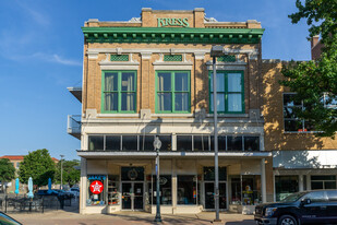 613 Austin Ave, Waco TX - Commercial Kitchen