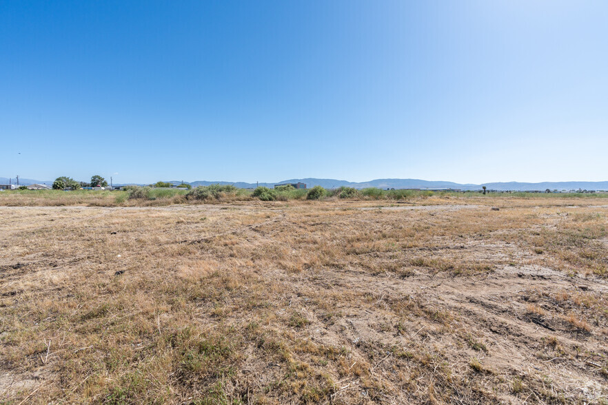 Market St, Lancaster, CA for sale - Primary Photo - Image 2 of 18