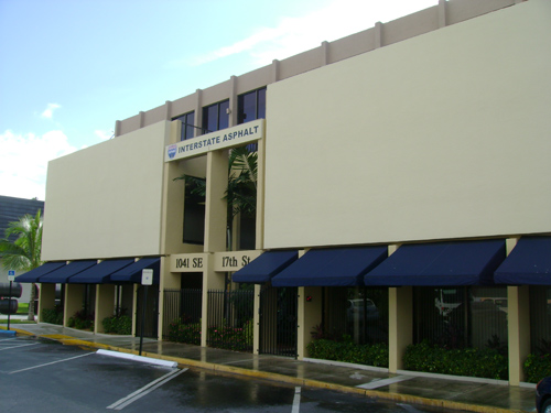 1041 SE 17th St, Fort Lauderdale, FL for lease - Primary Photo - Image 1 of 6