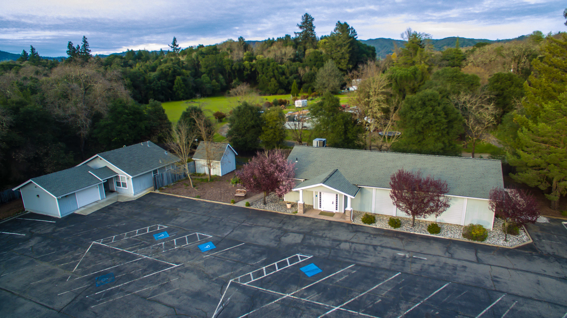 8207 East Rd, Redwood Valley, CA for sale Primary Photo- Image 1 of 1