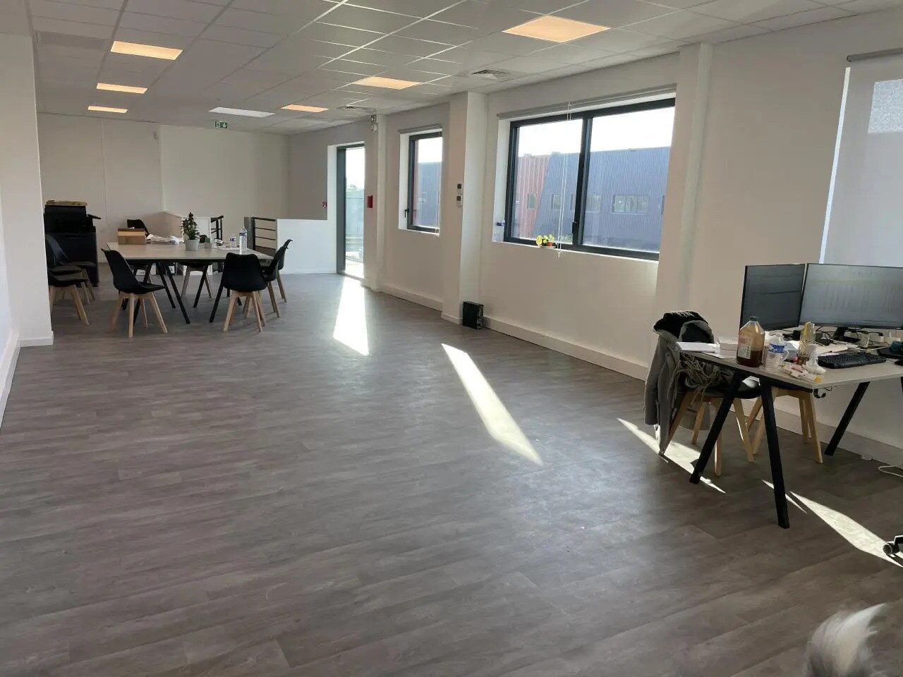 Flex in SAINT-OUEN-L'AUMONE for lease Building Photo- Image 1 of 5