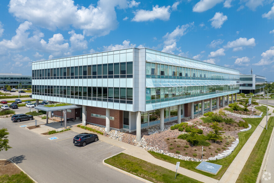 295 Hagey Blvd, Waterloo, ON for lease - Building Photo - Image 1 of 5