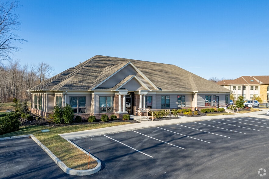 733 E Route 70, Marlton, NJ for lease - Building Photo - Image 2 of 5