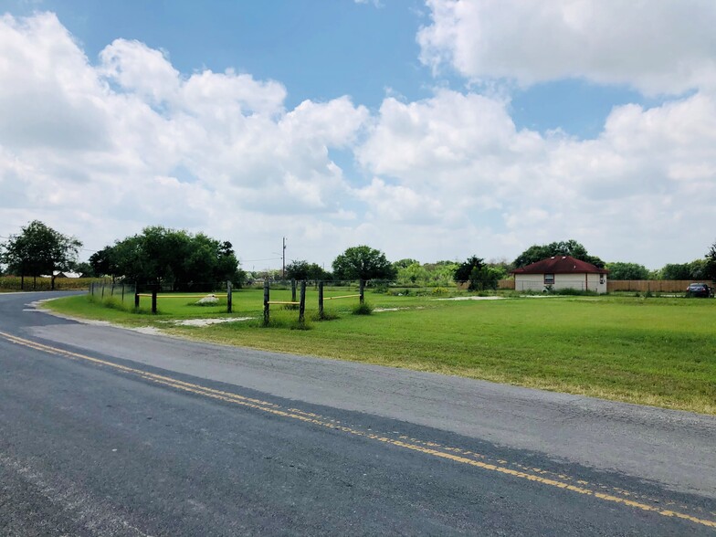 0 Somerset Rd, Von Ormy, TX for sale - Primary Photo - Image 1 of 1