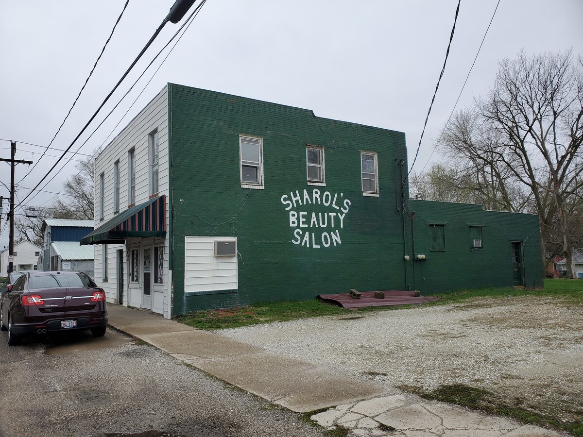 109 E Martin St, Abingdon, IL 61410