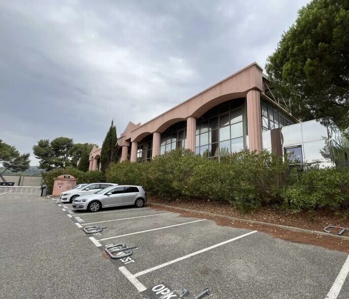155 Voie Ariane, La Ciotat for lease - Building Photo - Image 2 of 11