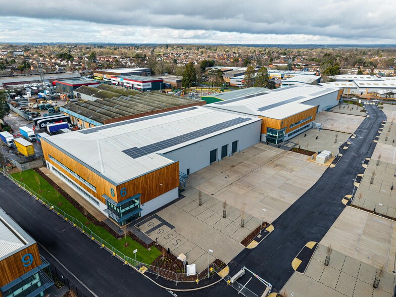 Headley Rd E, Reading for lease - Building Photo - Image 1 of 28