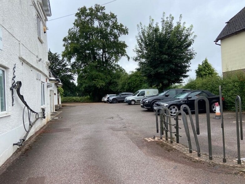 19 High St, Nutfield for lease - Other - Image 3 of 3