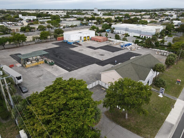 451 SW 12th Ave, Pompano Beach, FL for sale - Building Photo - Image 1 of 1