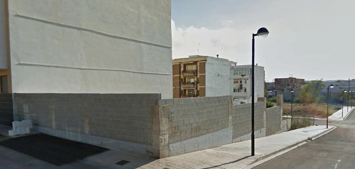 Land in València for sale Building Photo- Image 1 of 4