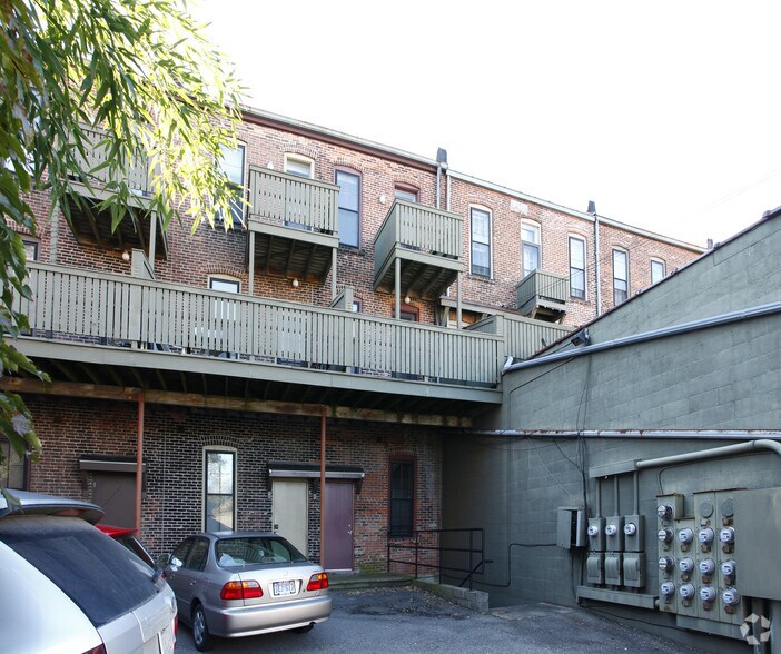 115 E Ann St, Ann Arbor, MI for lease - Building Photo - Image 2 of 6