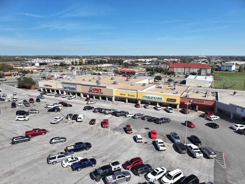 2900 W Washington St, Stephenville, TX for lease - Building Photo - Image 1 of 8