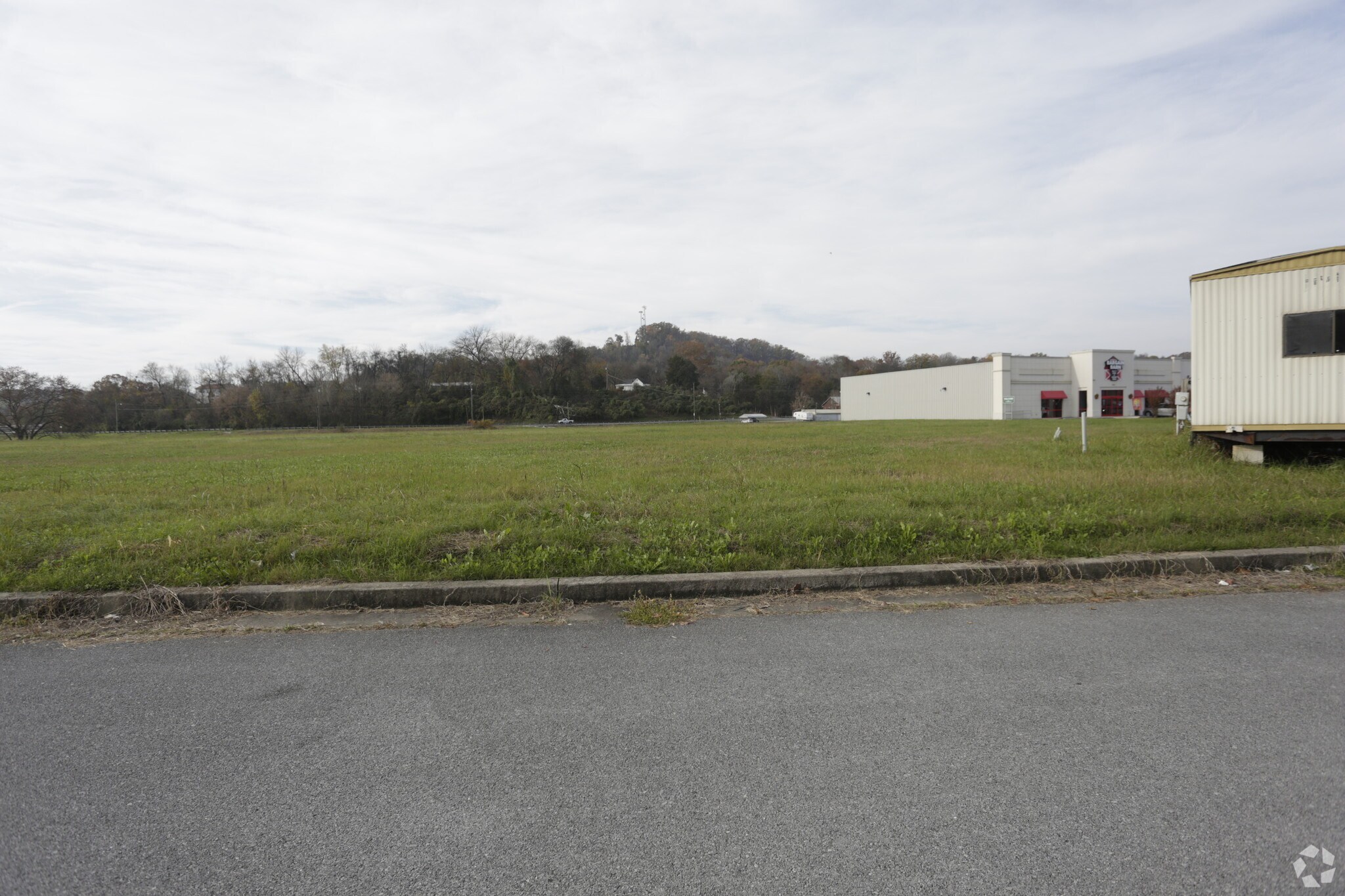 N River Blvd, Sevierville, TN for sale Primary Photo- Image 1 of 1