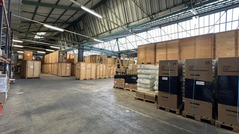 Industrial in Mareuil-lès-Meaux for lease - Interior Photo - Image 3 of 13