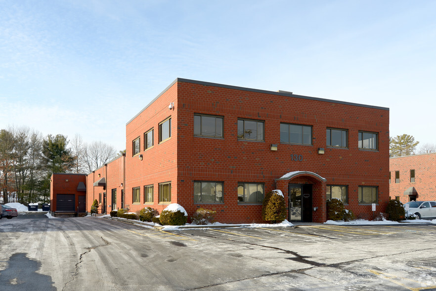 130 Kerry Pl, Norwood, MA for lease - Building Photo - Image 1 of 9