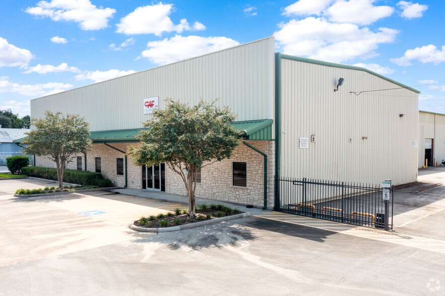 5101-5111 Milwee St, Houston, TX for lease - Building Photo - Image 1 of 30