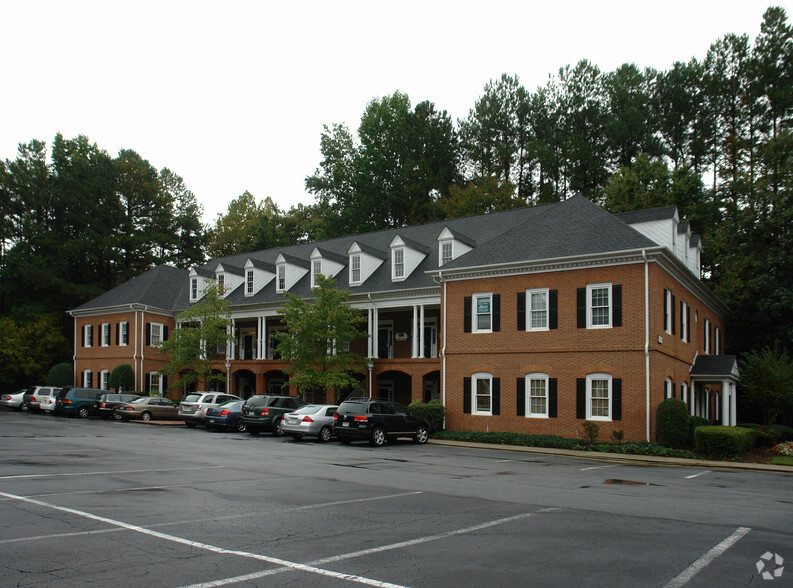 1370 Center Dr, Dunwoody, GA for lease - Building Photo - Image 1 of 6