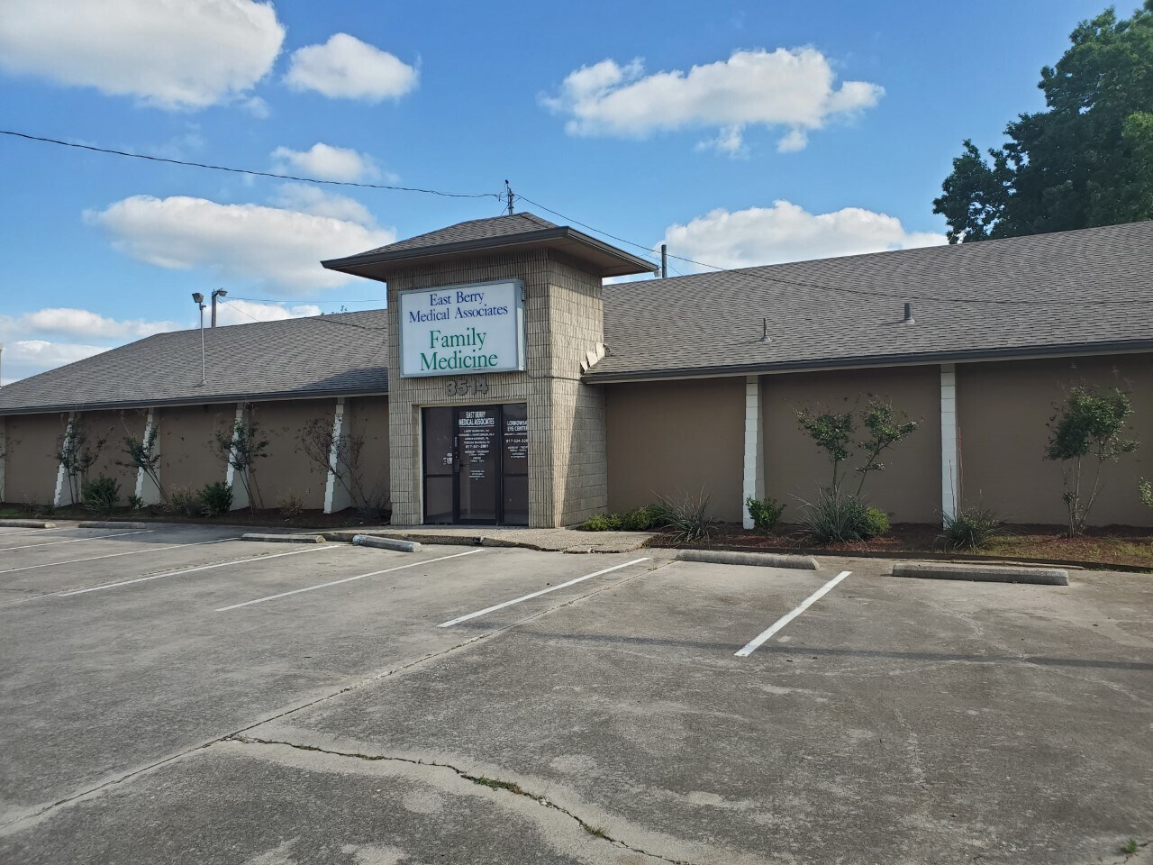 3514 E Berry St, Fort Worth, TX for sale Primary Photo- Image 1 of 1