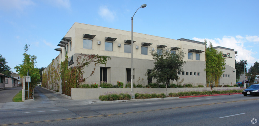 789 Fair Oaks Ave, Pasadena, CA for lease - Building Photo - Image 2 of 5