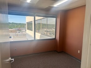 2219 York Rd, Timonium, MD for lease Building Photo- Image 2 of 8