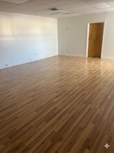 307 Wall St, Kingston, NY for lease Interior Photo- Image 2 of 6