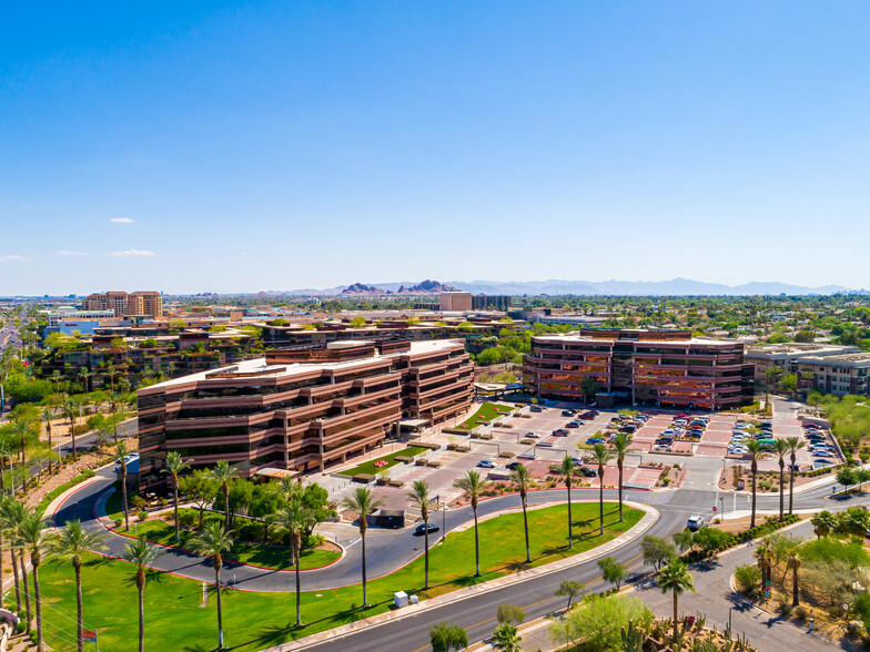 4800 N Scottsdale Rd, Scottsdale, AZ for lease - Building Photo - Image 2 of 3