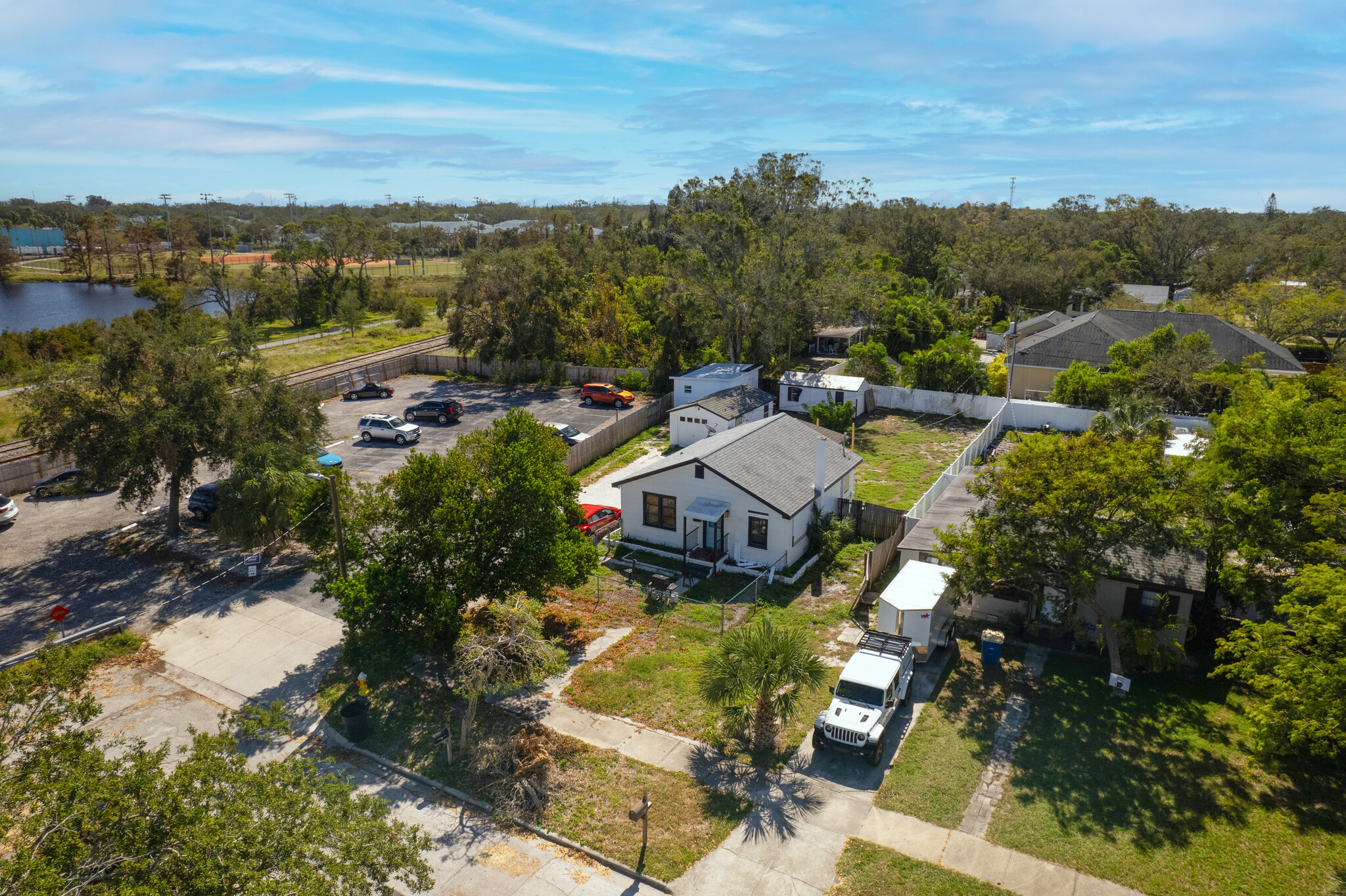 621 E St, Clearwater, FL for sale Primary Photo- Image 1 of 11